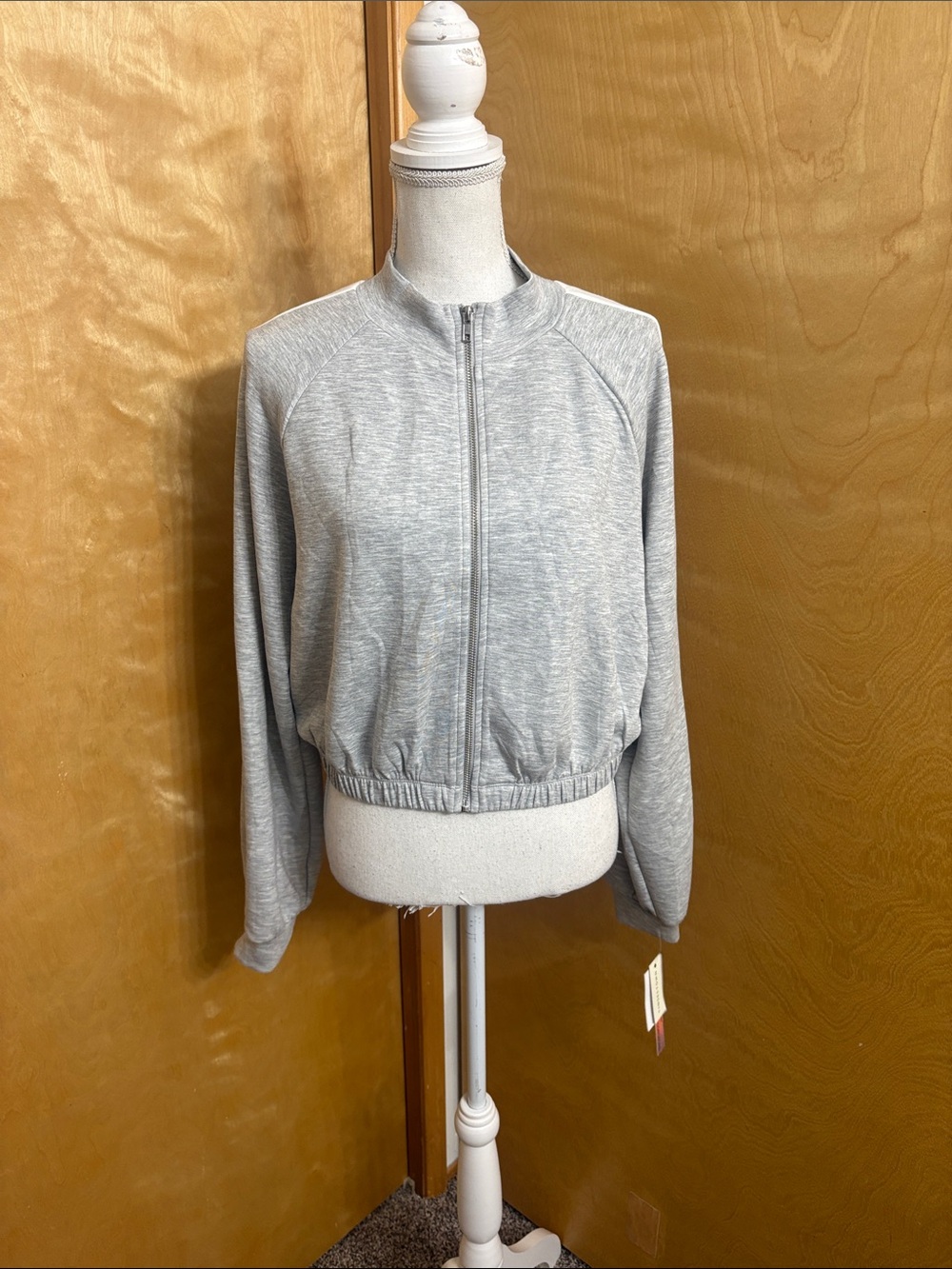 NWT Tinsel Town Heather Grey Long Sleeve The Scuba Fit Jacket Size XL Juniors